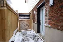 230 HAZELGLEN Drive Unit# B Kitchener