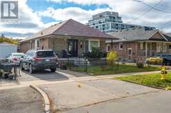 15 ROSEWOOD Avenue Etobicoke