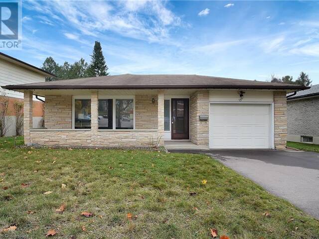 15 CHERRY HILL Drive Kitchener Ontario