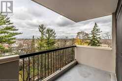 260 SHELDON Avenue N Unit# 608 Kitchener