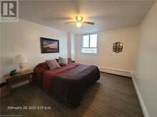 225 HARVARD Place Unit# 1607 Kitchener