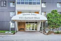 225 HARVARD Place Unit# 1607 Kitchener