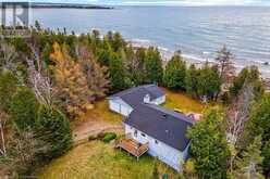 1100 DORCAS BAY Road Tobermory