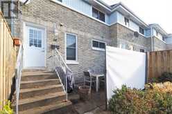 35 BRECKENRIDGE Drive Unit# 14 Kitchener