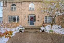 586 GUILDWOOD Place Waterloo