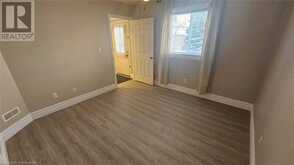 1180 COUNTRYSTONE Drive Unit# 1B Kitchener