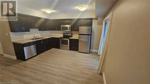 1180 COUNTRYSTONE Drive Unit# 1B Kitchener