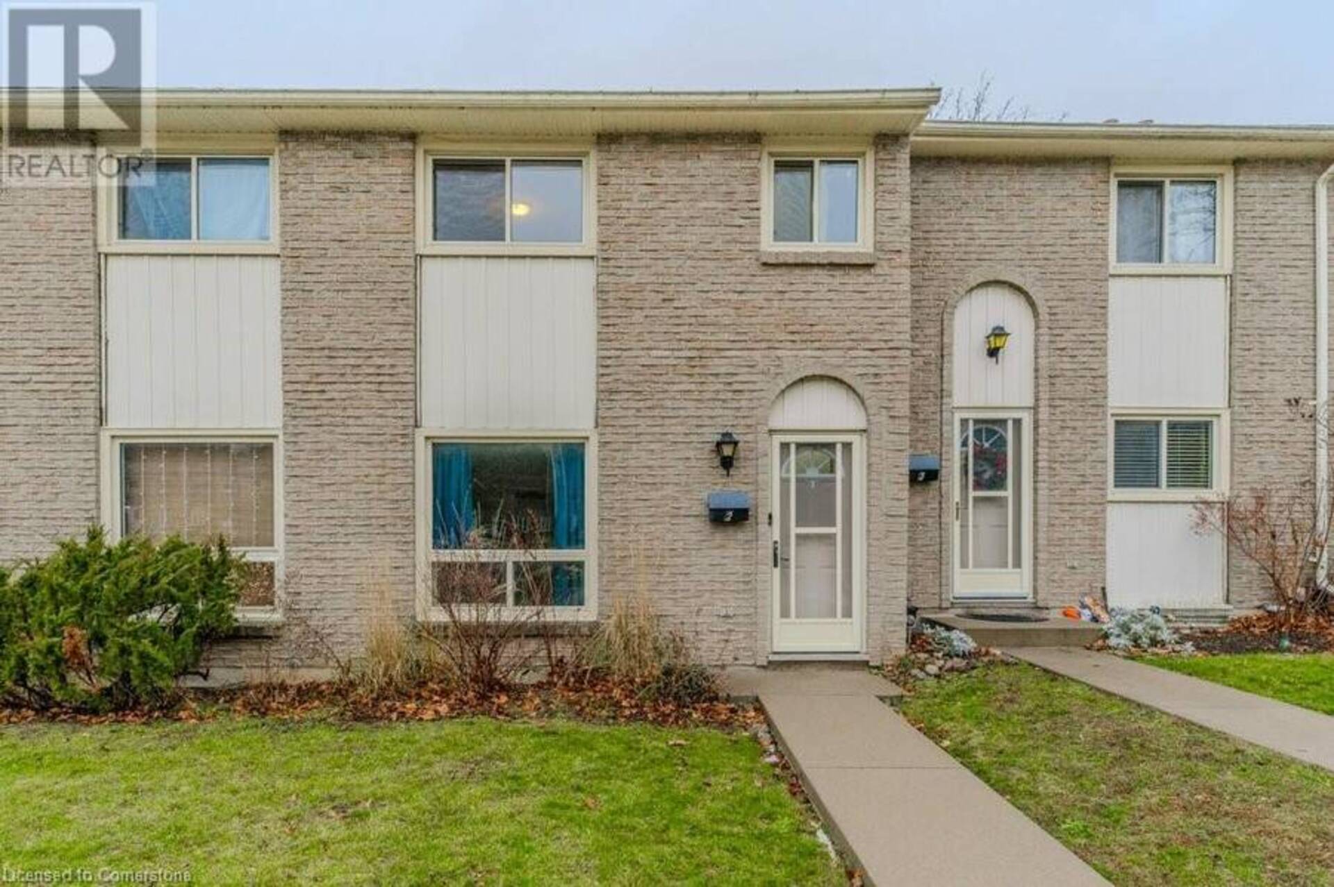 165 GREEN VALLEY Drive Unit# 2 Kitchener