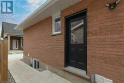 2 PIPERS GREEN Court Unit# 2 Kitchener