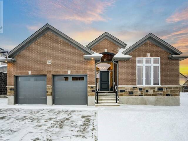 705 HOLLINGER Drive S Listowel Ontario