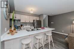 42 GREEN VALLEY Drive Unit# 2 Kitchener