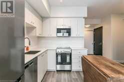 5 WELLINGTON Street S Unit# 1607 Kitchener