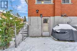 11 SOUTHMOOR Drive Kitchener