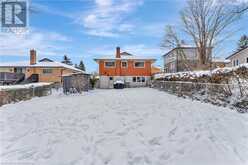 11 SOUTHMOOR Drive Kitchener