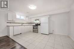 286 CARRIAGE Way Unit# B Waterloo