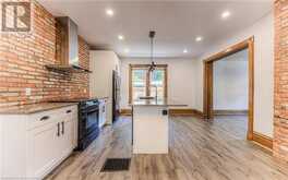 2 HILDA Place Kitchener