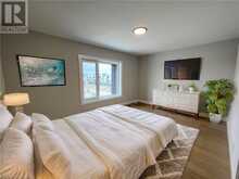 3549 EMILYCARR Lane London