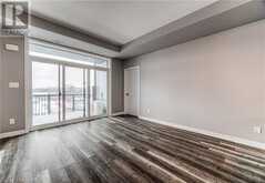 155 THOMAS SLEE Drive Unit# 2Q Kitchener