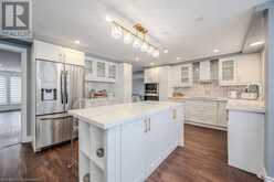 256 HIGHVIEW Drive Kitchener