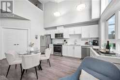 35 KINGSBURY SQUARE Square Unit# 414 Guelph