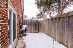 162 JANSEN Avenue Unit# 21 Kitchener