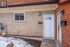 162 JANSEN Avenue Unit# 21 Kitchener