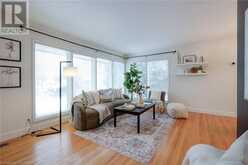 193 LAKESIDE Drive Kitchener