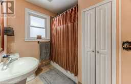 255 BEDFORD Road Kitchener