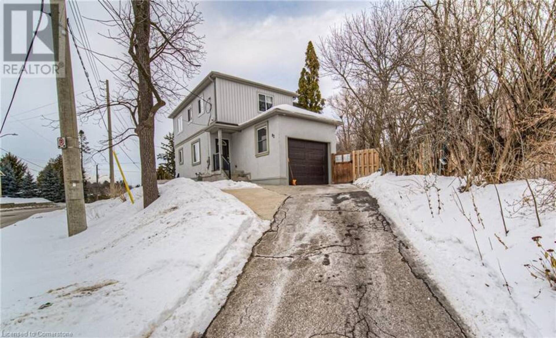 82 WOOLWICH Street Kitchener