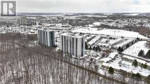 35 GREEN VALLEY Drive Unit# 1514 Kitchener