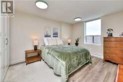 35 GREEN VALLEY Drive Unit# 1514 Kitchener