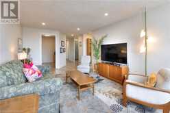 35 GREEN VALLEY Drive Unit# 1514 Kitchener