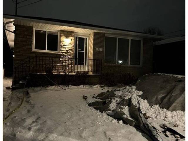 95 BURRWOOD Drive Unit# Upper Hamilton Ontario