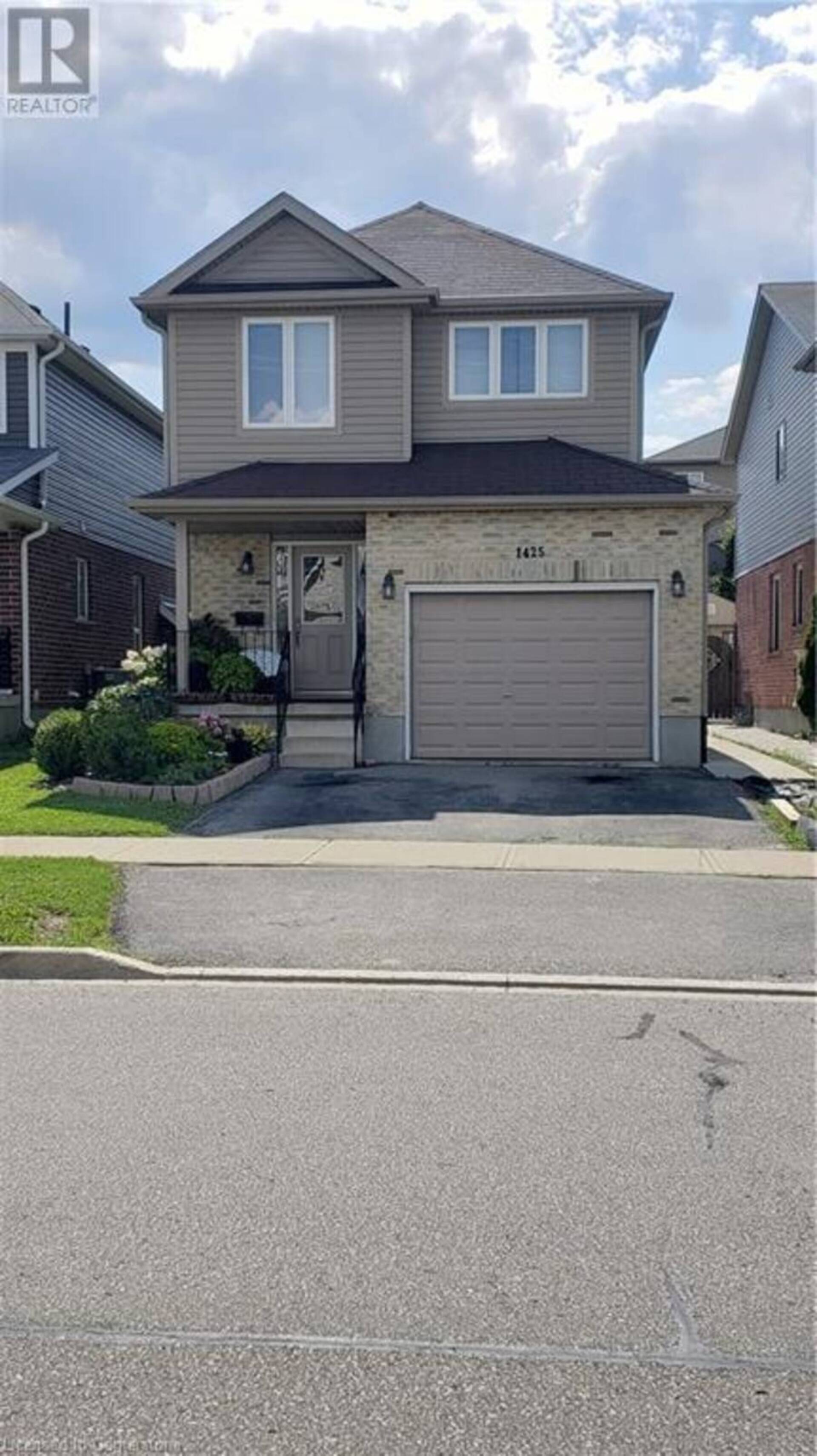 1425 OLD ZELLER Drive Kitchener