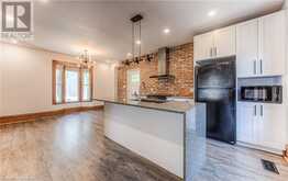 2 HILDA Place Kitchener