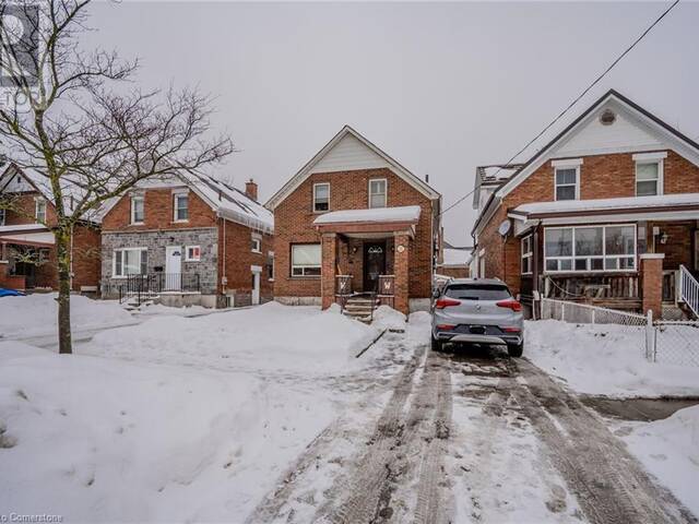 6 HERLAN Avenue Kitchener Ontario