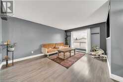 648 DOON VILLAGE Road Unit# 10 Kitchener