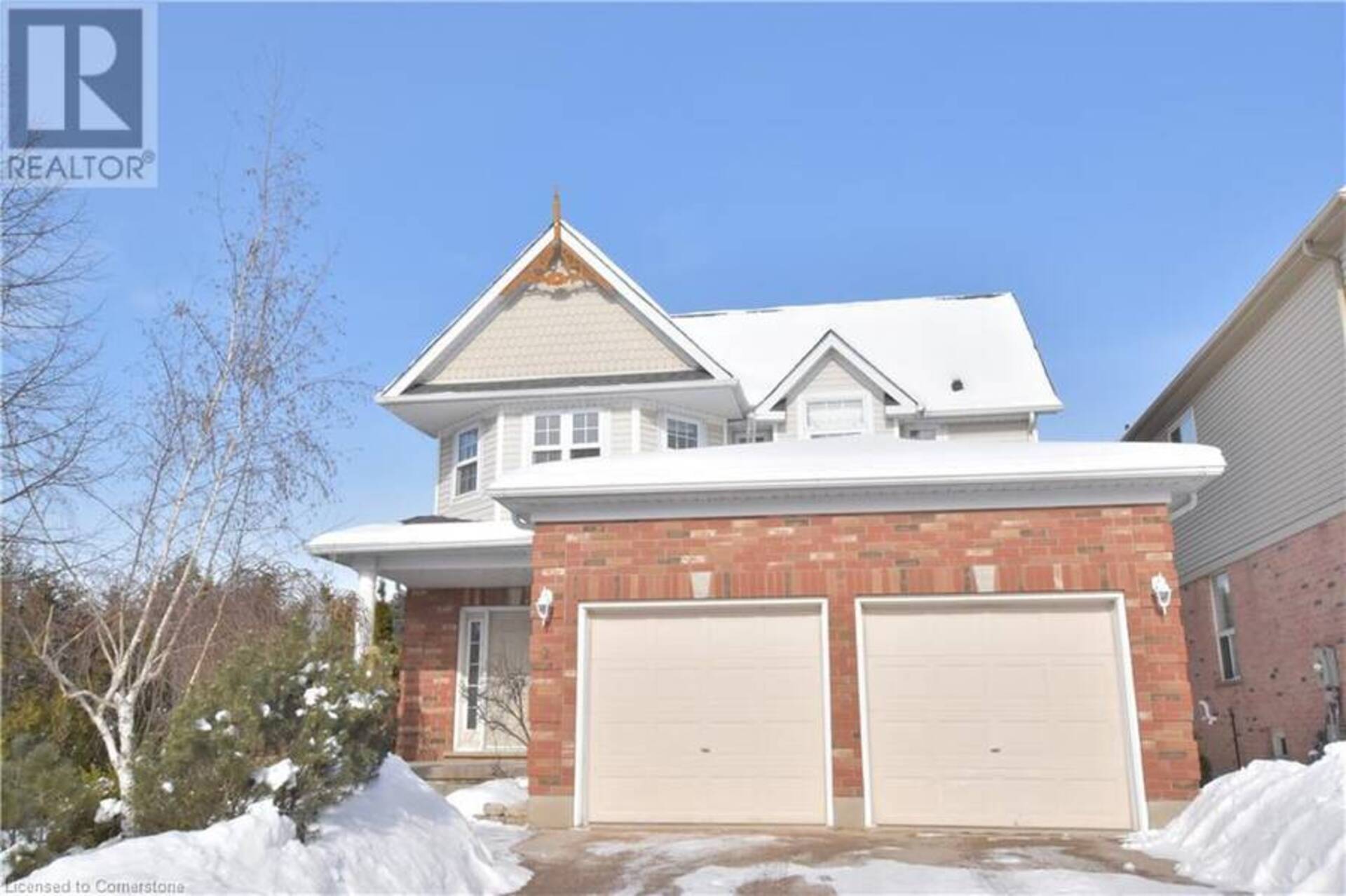 2 WOODCREST Court Kitchener