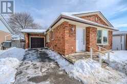 28 SUMMERHILL Crescent Kitchener