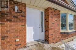 28 SUMMERHILL Crescent Kitchener