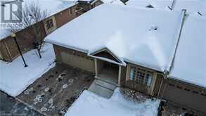 165 CHANDOS Drive Unit# 8 Kitchener