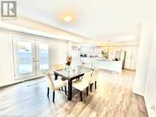 124 SEABROOK Drive Unit# 4 Kitchener