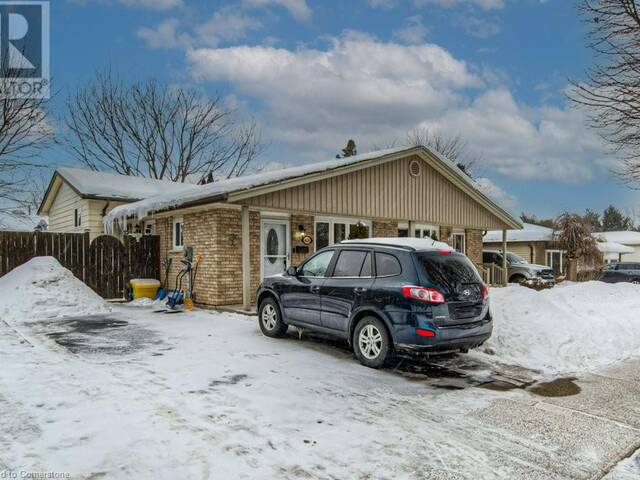 462 DRUMMERHILL Crescent Unit# A Waterloo Ontario