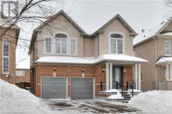 11 BALLYHAISE Crescent Brampton