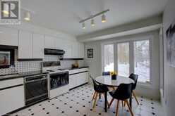 225 BENJAMIN Road Unit# 11 Waterloo