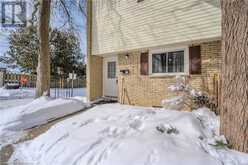 211 VERONICA Drive Unit# 52 Kitchener