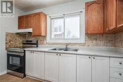 144 JANSEN Avenue Unit# 2 Kitchener