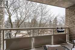 89 WESTWOOD Road Unit# 402 Guelph