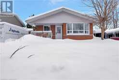 136 DUNSMERE Drive Kitchener