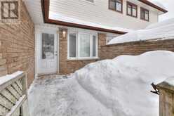 384 WESTWOOD Drive Kitchener